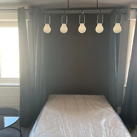 50 M De La 100 M Centre Διαμέρισμα